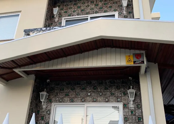 Casa De Ferias بيت ضيافة *